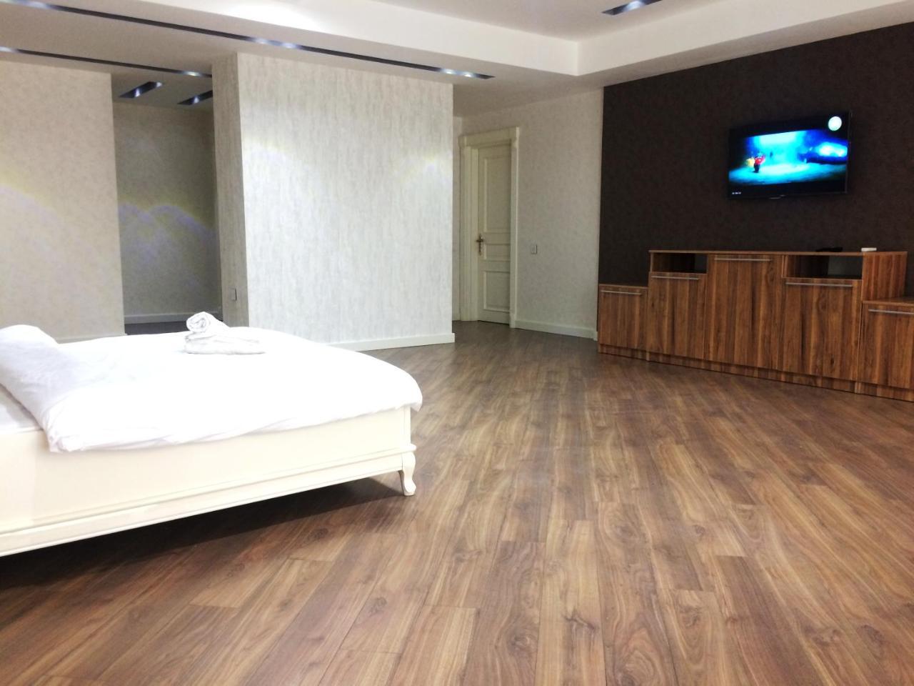 Park Azure Apartment Deluxe 2 Bedroom Baku Exterior foto